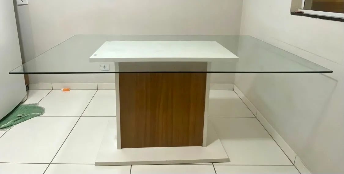 Mesa de Vidro com Base - Desapego