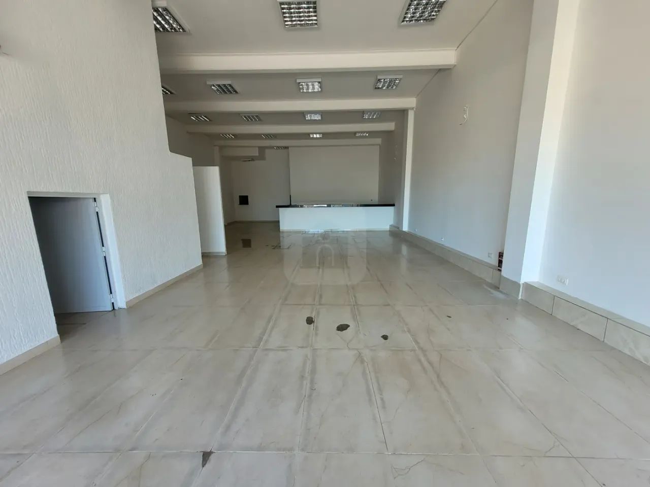 Loja comercial para locação no bairro Bom Jesus - Foto 2