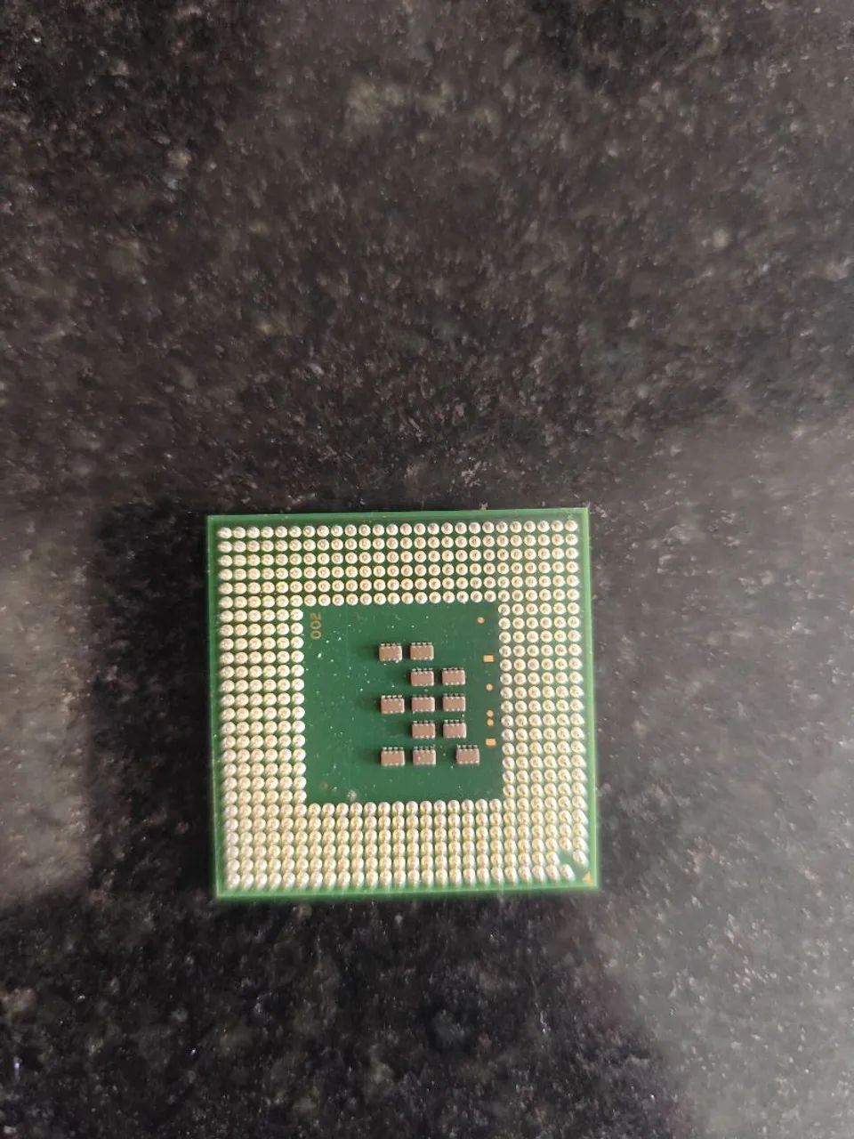 Intel Pentium M 740 1.73GHz 2MB FSB 533 - RH80536 - SL7SA - Processador Notebook - Foto 4