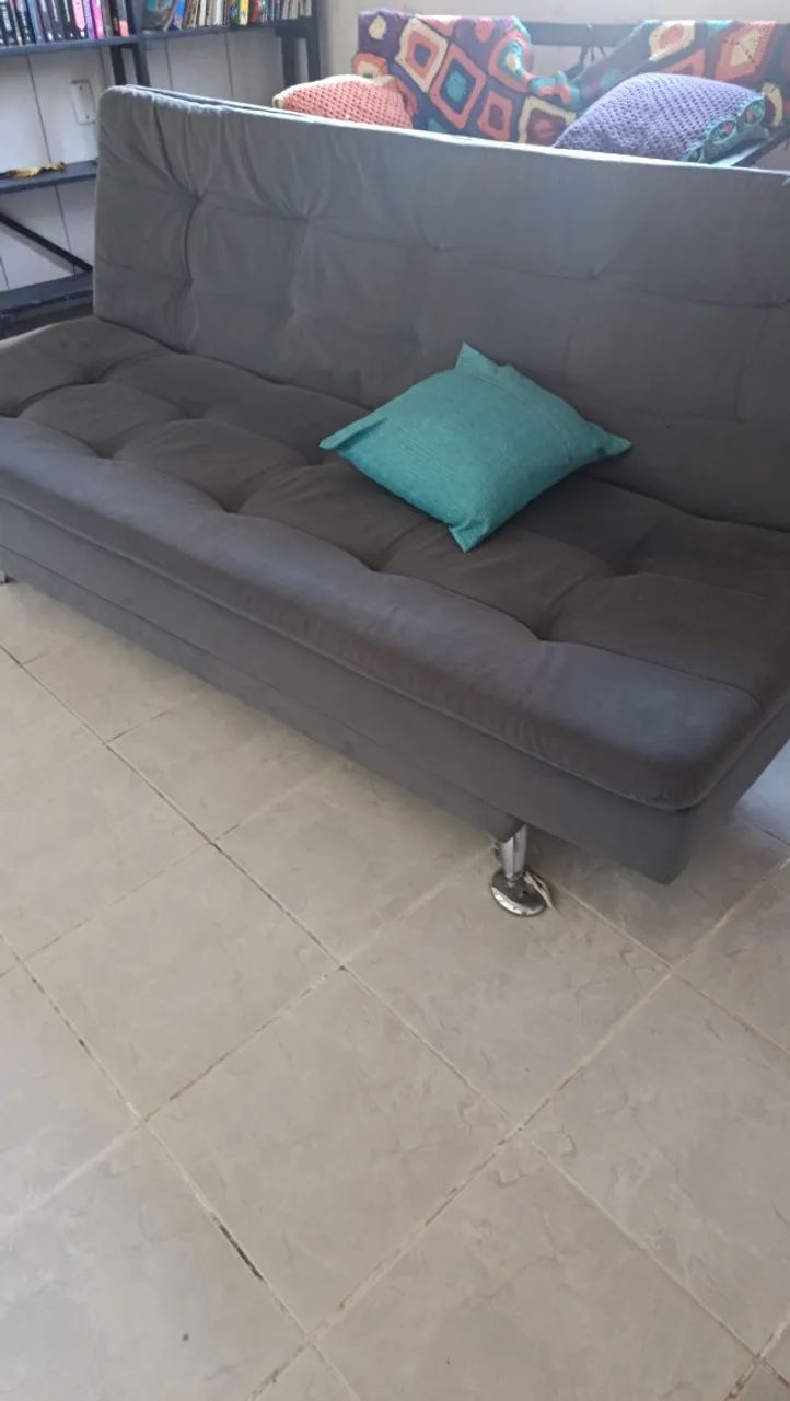 Sofá cama retrátil 