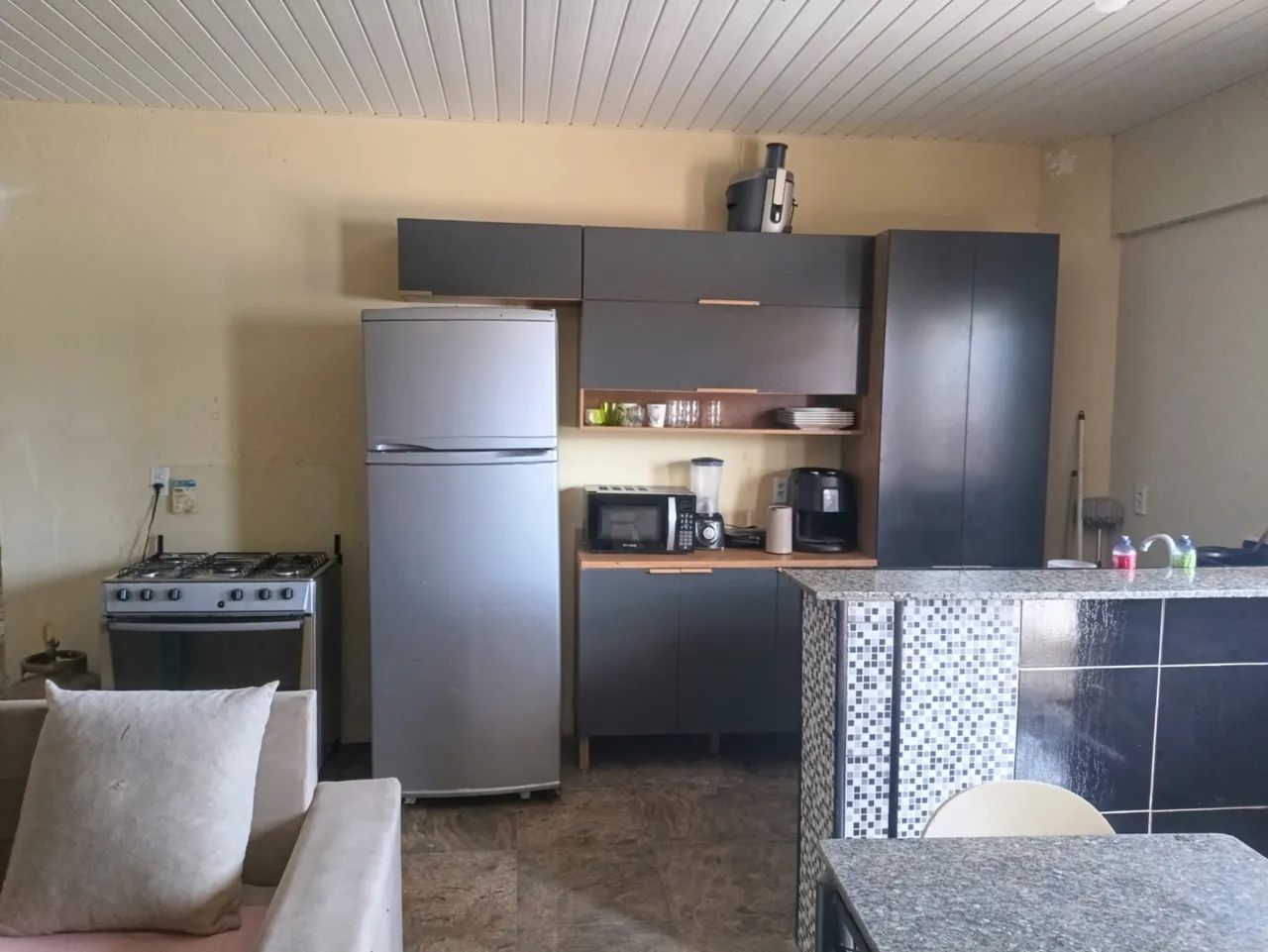 VENDO CASA COM PISCINA NO TABAPUA  - Foto 2