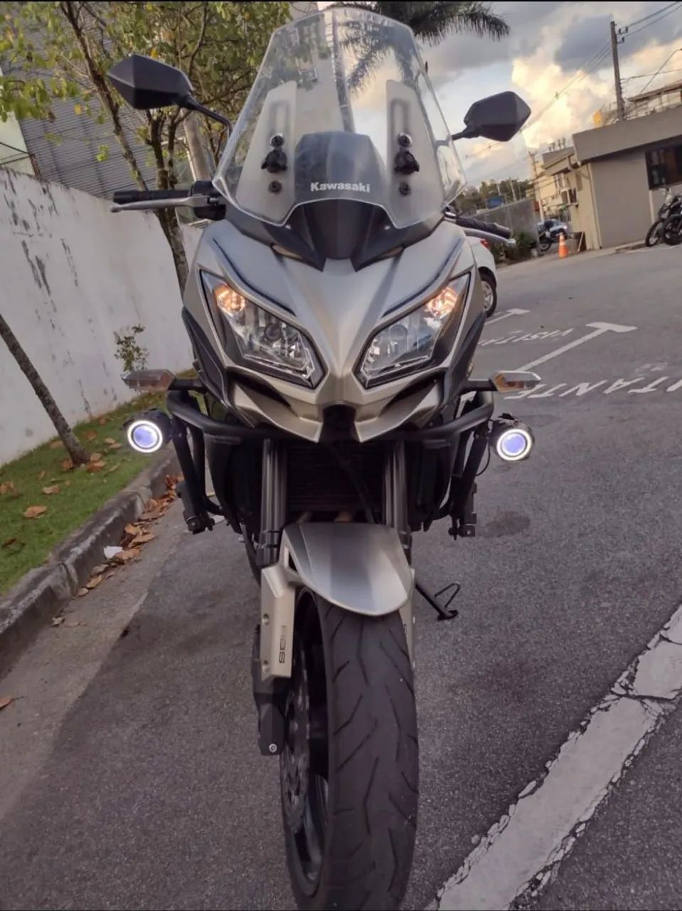 Kawasaki versus 650 zerada - Foto 4
