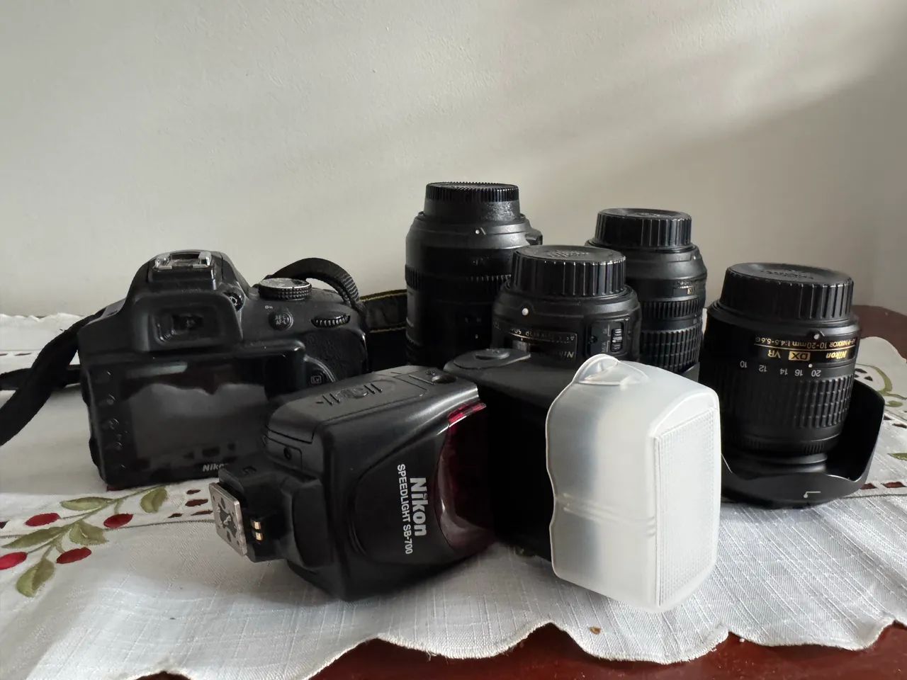 Kit câmera Nikon + 4 lentes Nikon  + flash Nikon + acessórios  - Foto 5