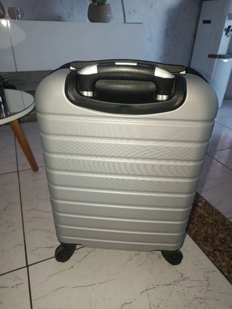 Vendo essa mala10 kg - Foto 4