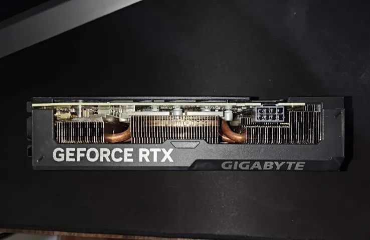 RTX 4070 12G Gigabyte Windforce 2X - Foto 5