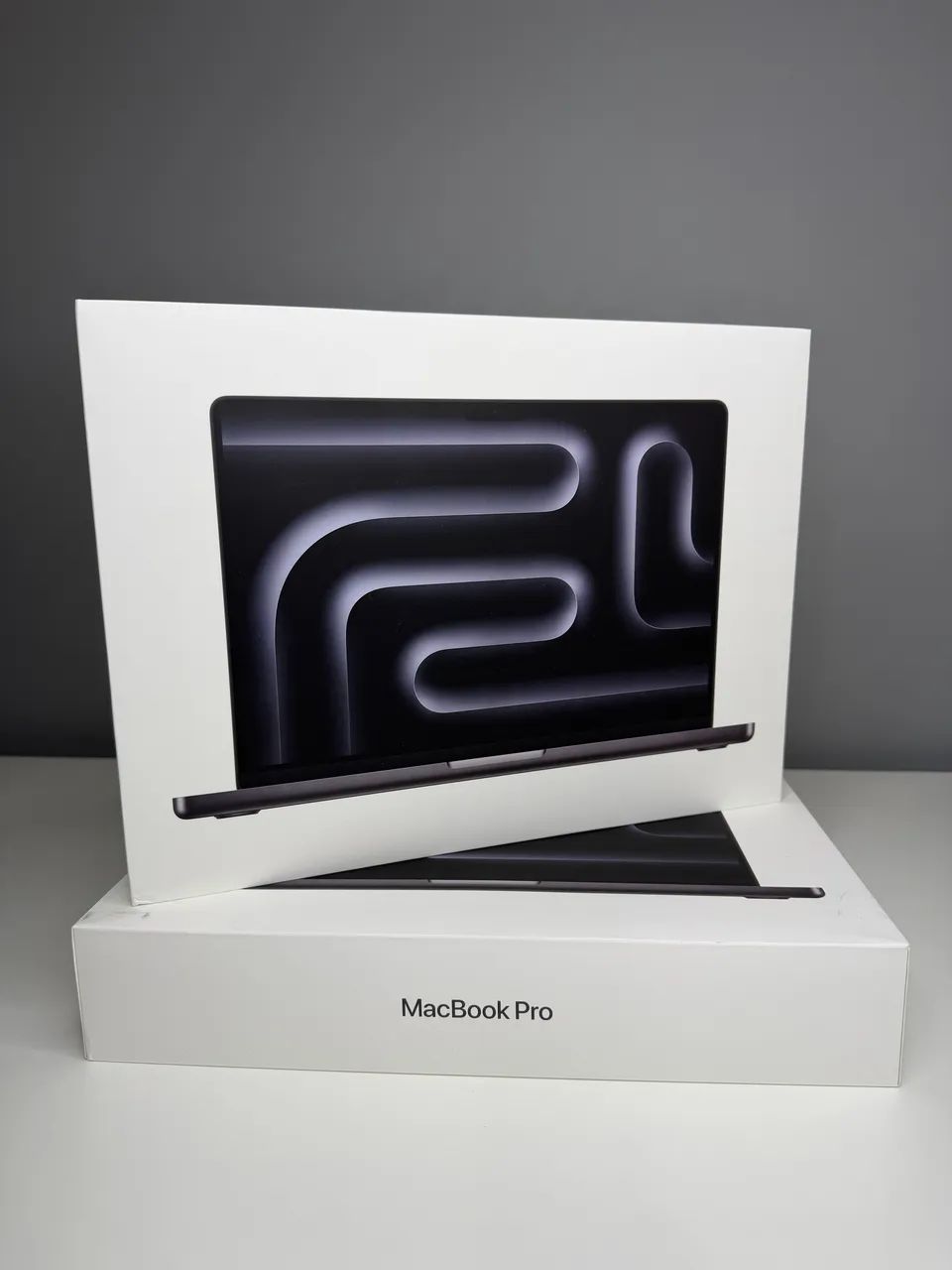 MacBook Pro M5 16/1TB Space Black - LACRADO