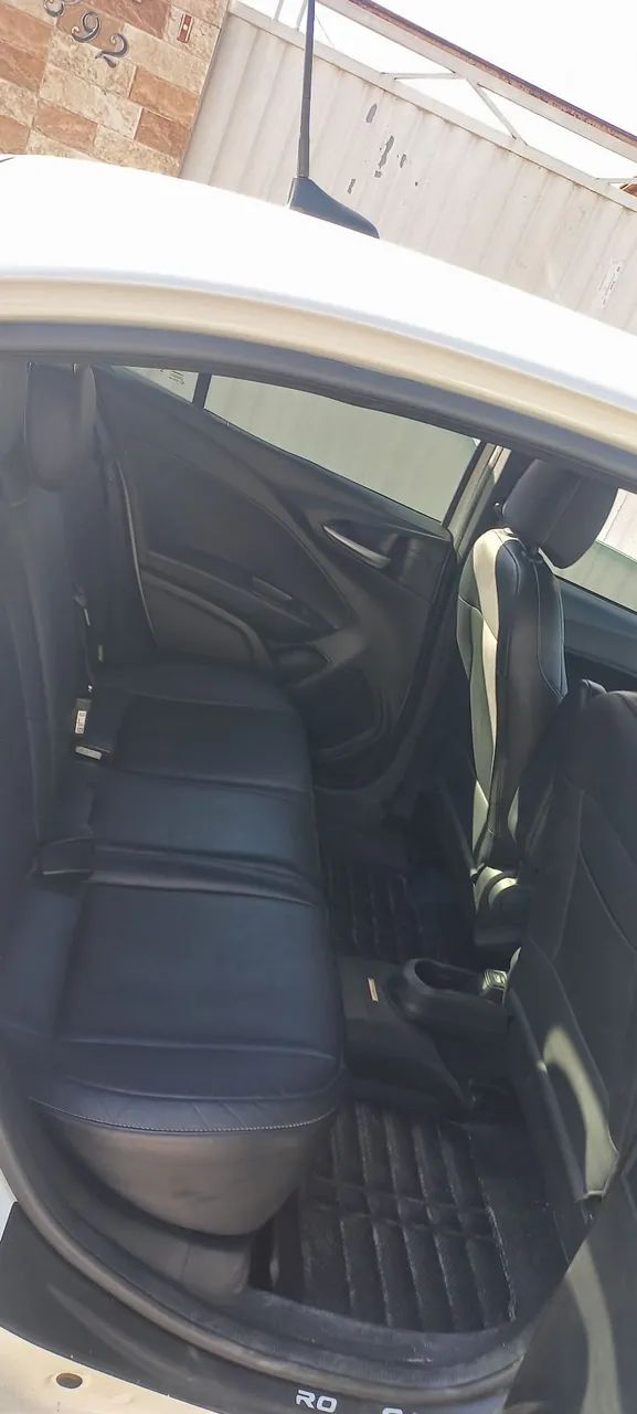 Fiat Cronos Precision 1.3 16V Flex Aut. 2024 - Foto 3