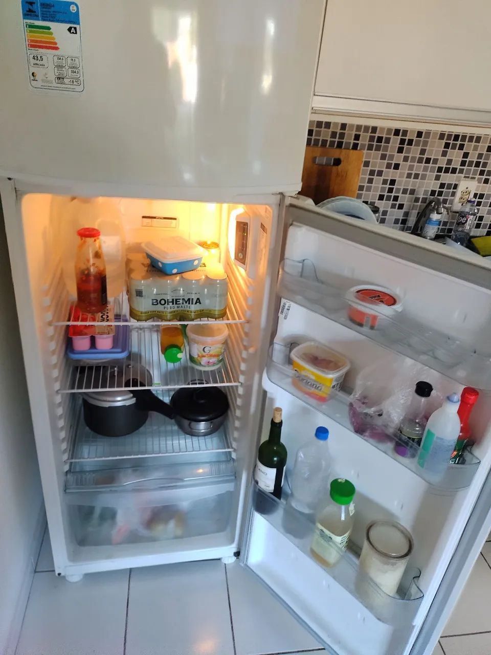 Geladeira Consul com Freezer