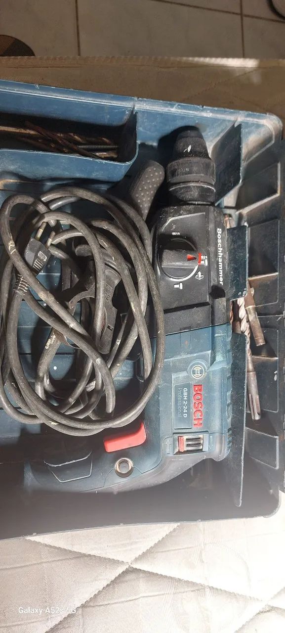 FURADEIRA BOSCH PROFISSIONAL GBH 2-24 D