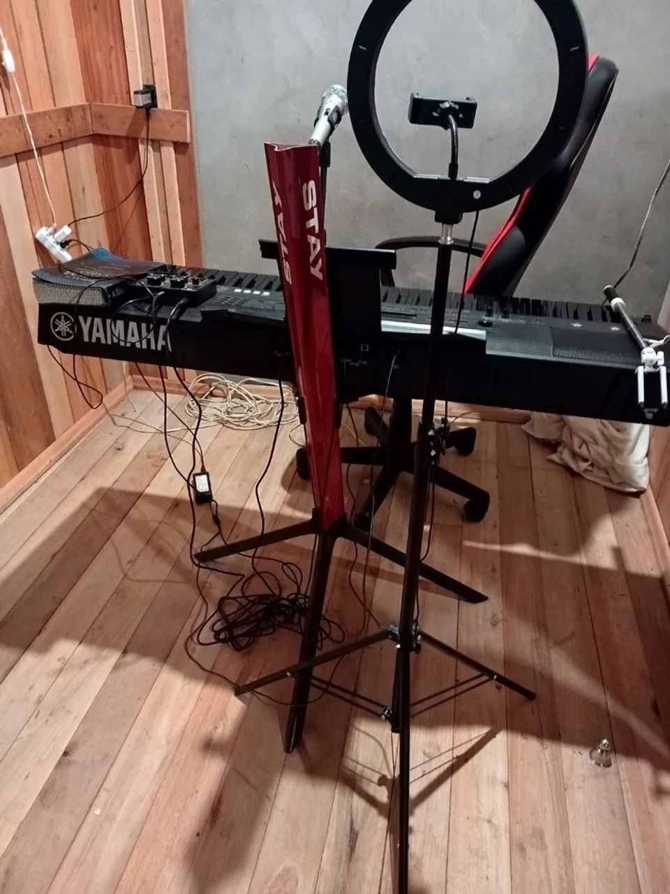 Teclado Yamaha psr Ew 400 - Foto 3