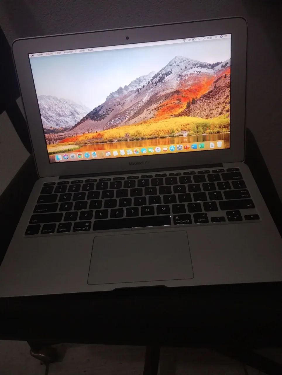 MacBook Air 11,6