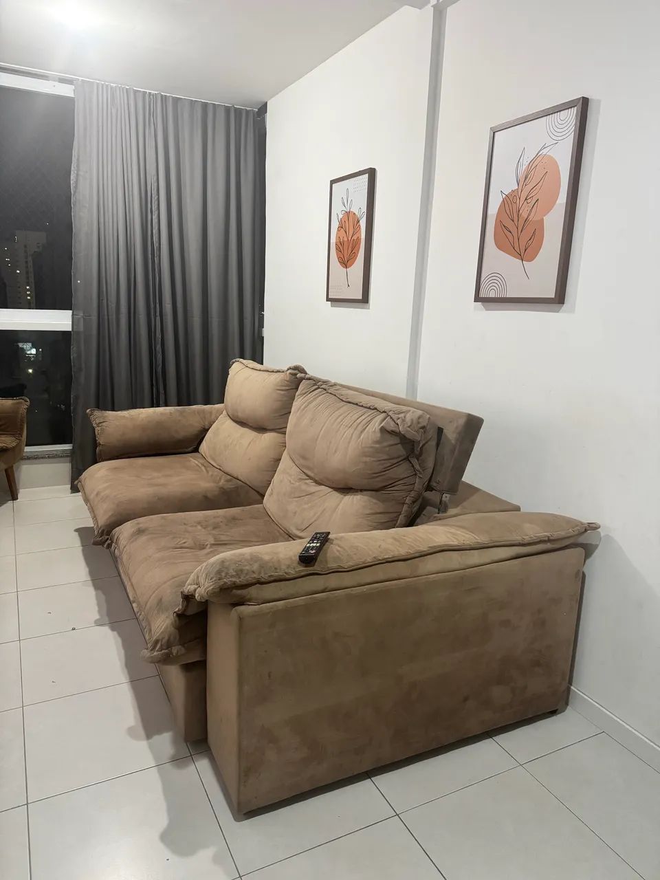 Sofá retrátil e reclinável - 4 lugares - Foto 4