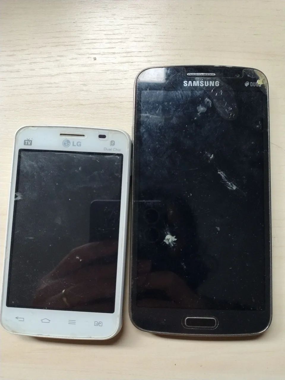Celulares antigos (vendo no estado)
