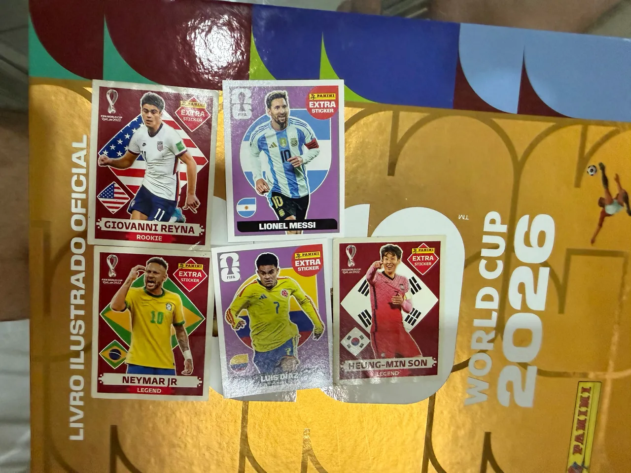 Figurinha LEGEND Cody Gakpo (lilás) COPA 2026 - Hobbies e coleções