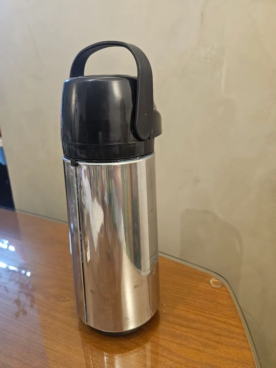 Garrafa Térmica de Pressão de 1 Litro Termolar - Foto 2