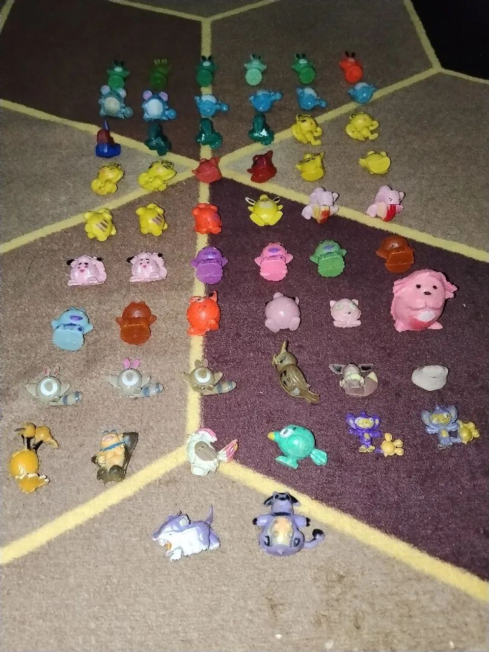 Coleções de pokémons do tipo NORMAL