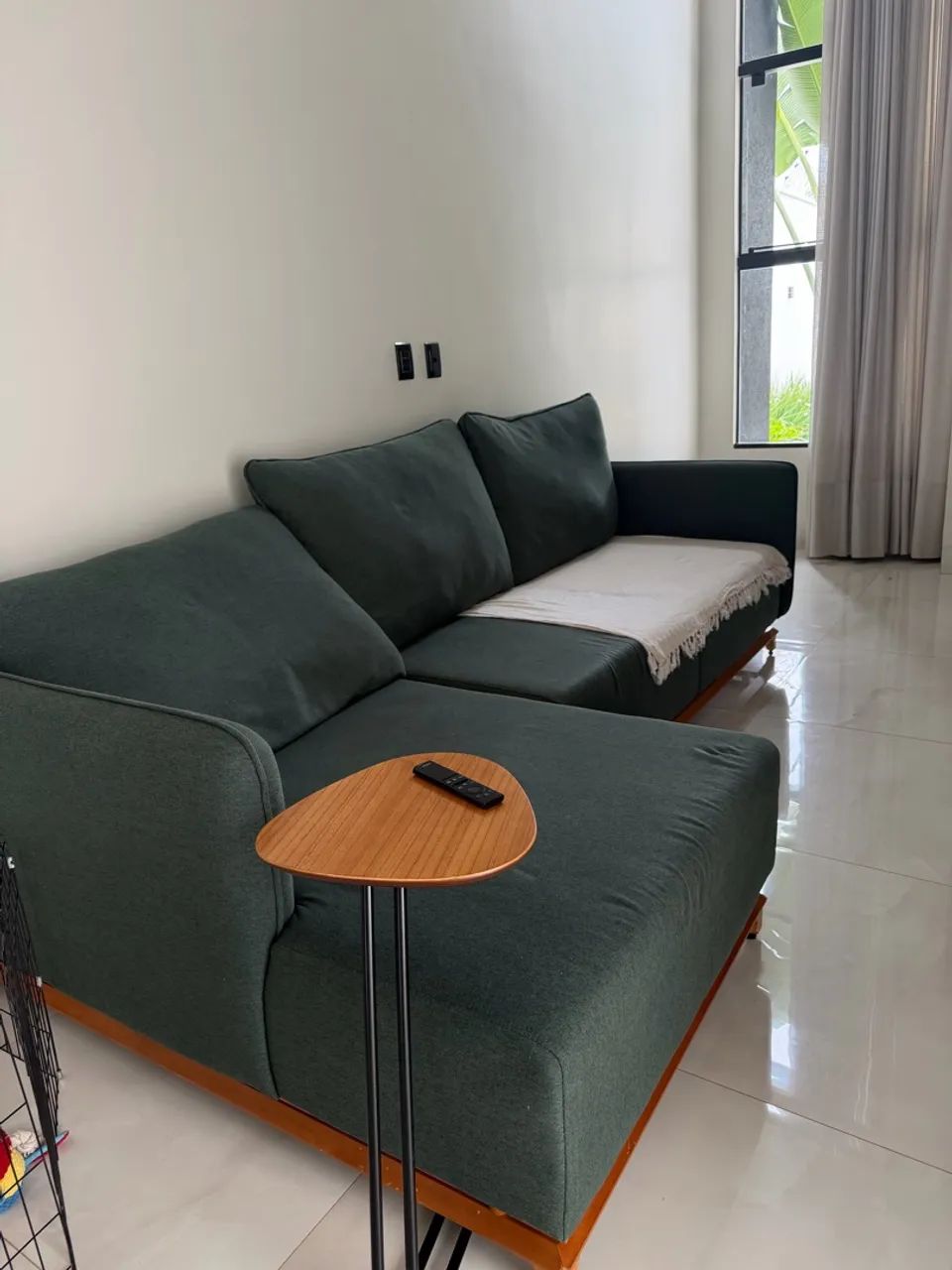 Sofá fixo Loren rodapé duplo - Foto 3