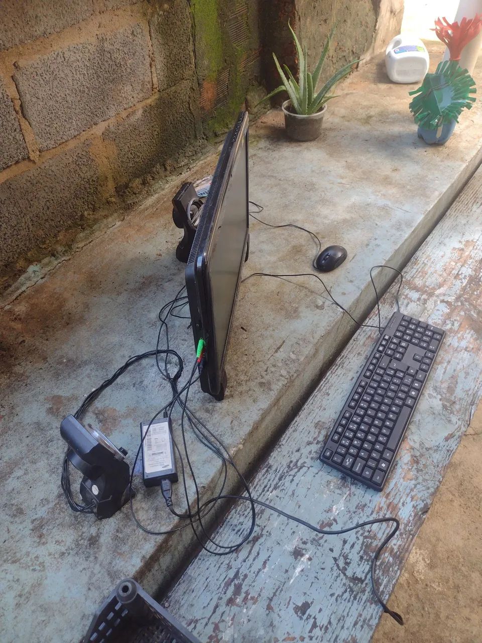 Tô vendendo um Computador dá marca AOC nó valor de 250   reais  - Foto 4