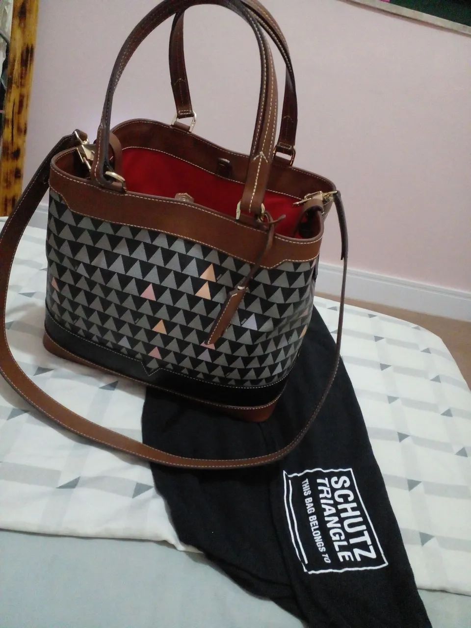 Bolsa Schutz Triangle Original