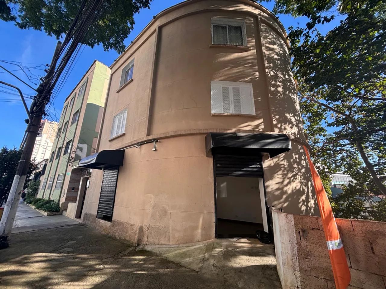 Casa comercial para locação em Alto da Lapa, 70m²