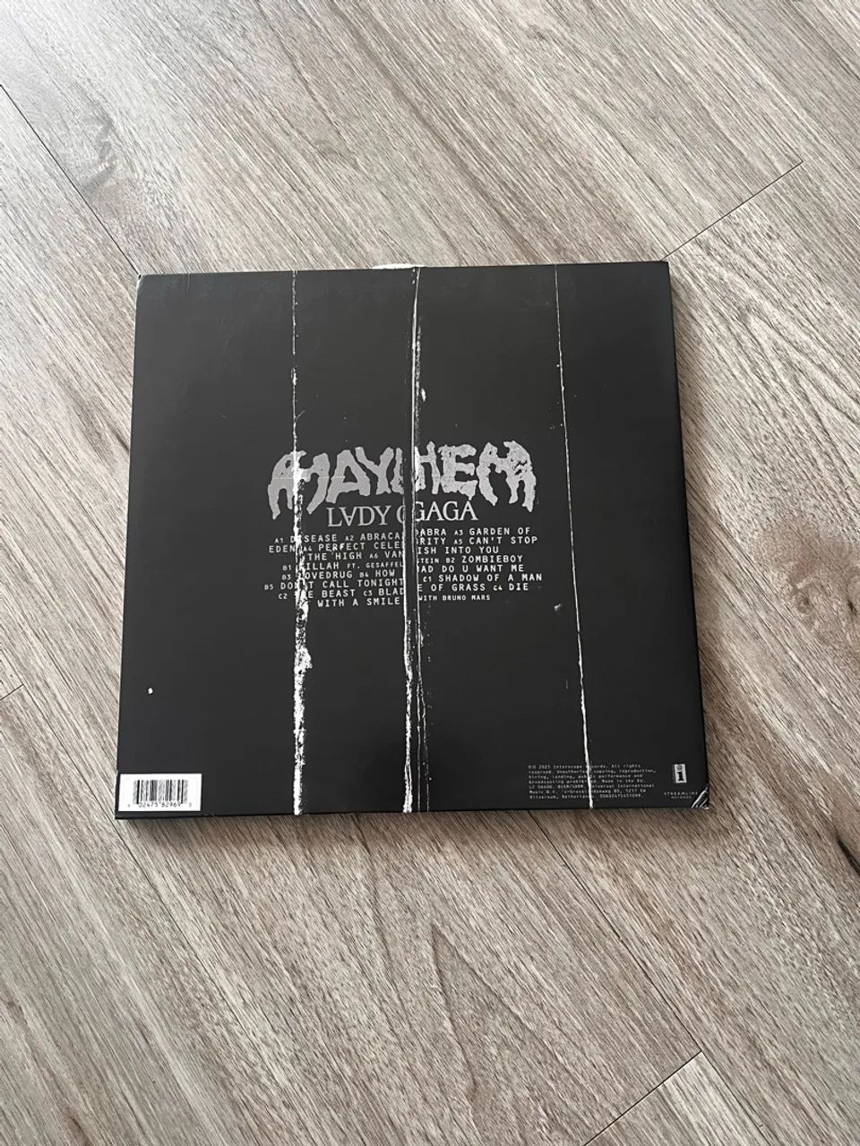 Lady Gaga Mayhem 2LP MAYHEM 146 - Edição Exclusiva + Pôster - Foto 5