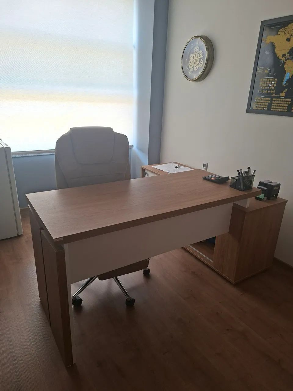 Mesa de escritório em L Diretor
