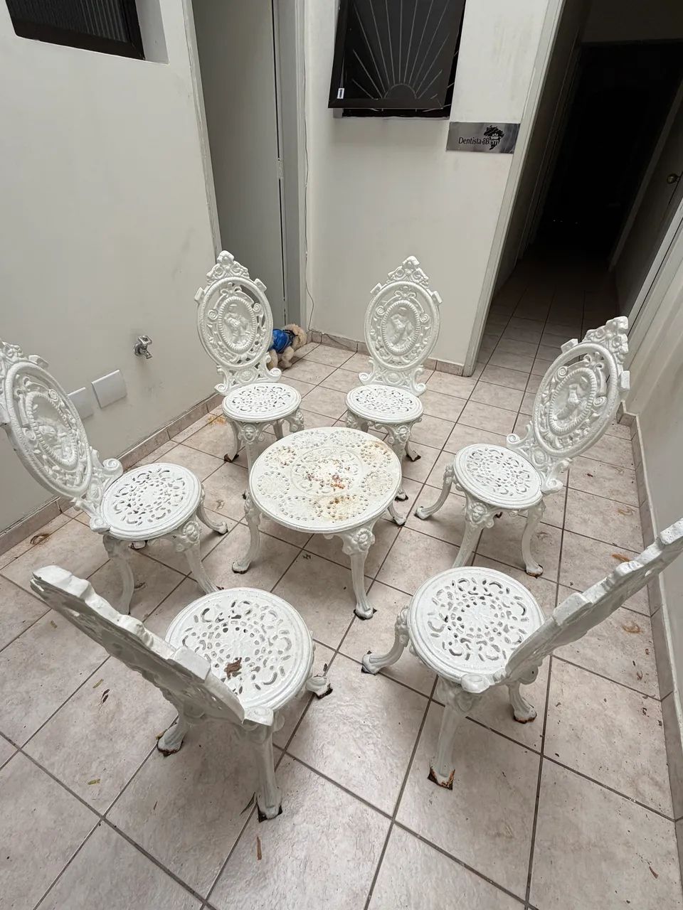 Conjunto Fundido Jardim com mesa e 6 cadeiras de ferro  - Foto 3