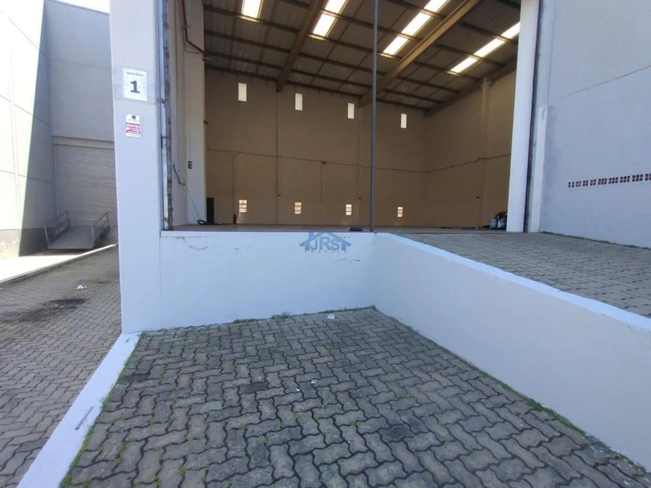 Galpão à venda e para alugar em Vargem Grande Paulista, Centro, com 1185 m² - Foto 4