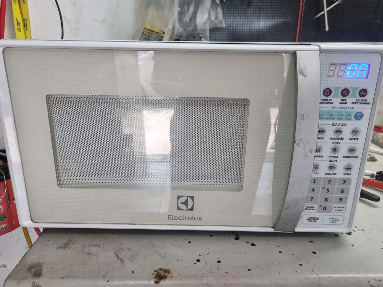 Microondas Eletrolux 20 litros 