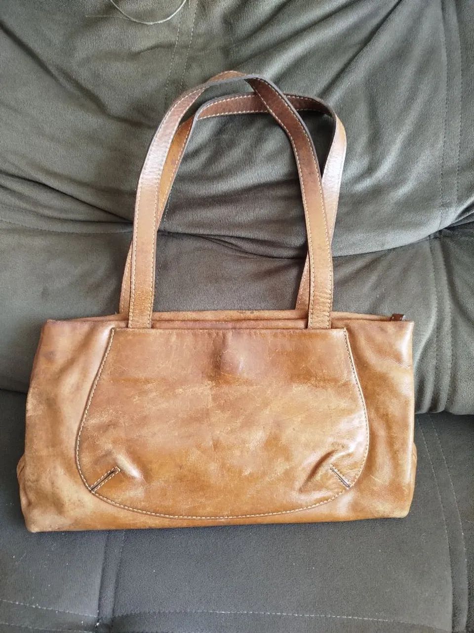 Bolsa de ombro em couro 