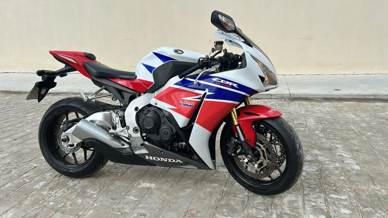 Cbr 1000 rr  (extra) - Foto 4
