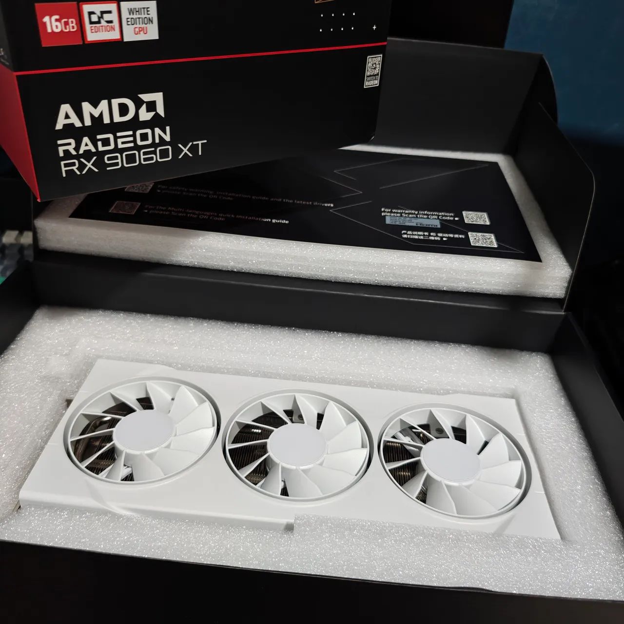 RX 9060 XT 16GB XFX White Edition - Aceito trocas! - Foto 5