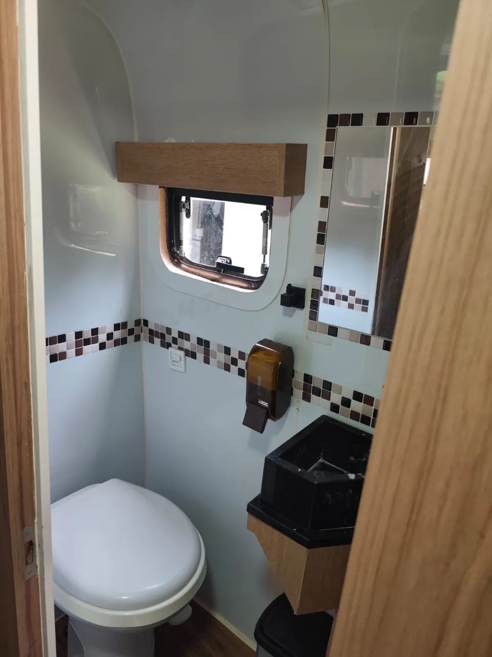 MOTORHOME COMPLETO PRONTO PARA VIAJAR - Foto 10
