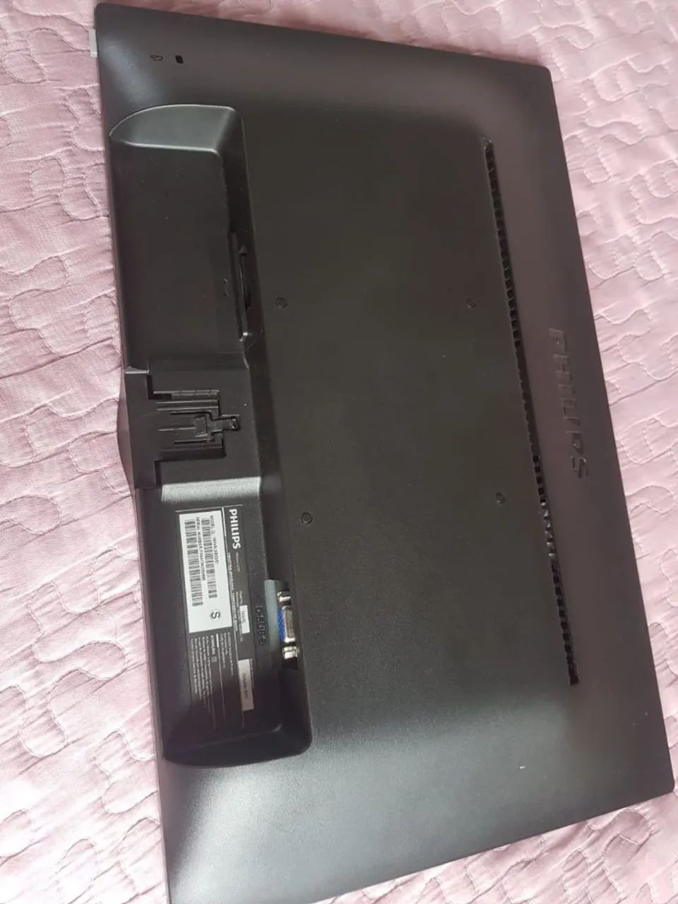 Monitor 18.5 pol vga - Foto 4