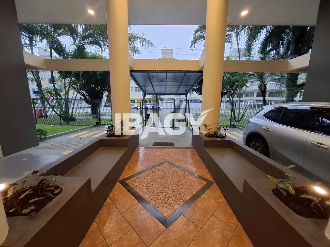 Excelente Apartamento 3 dormitório(s) em Jurerê Internacional - Florianópolis - Foto 2