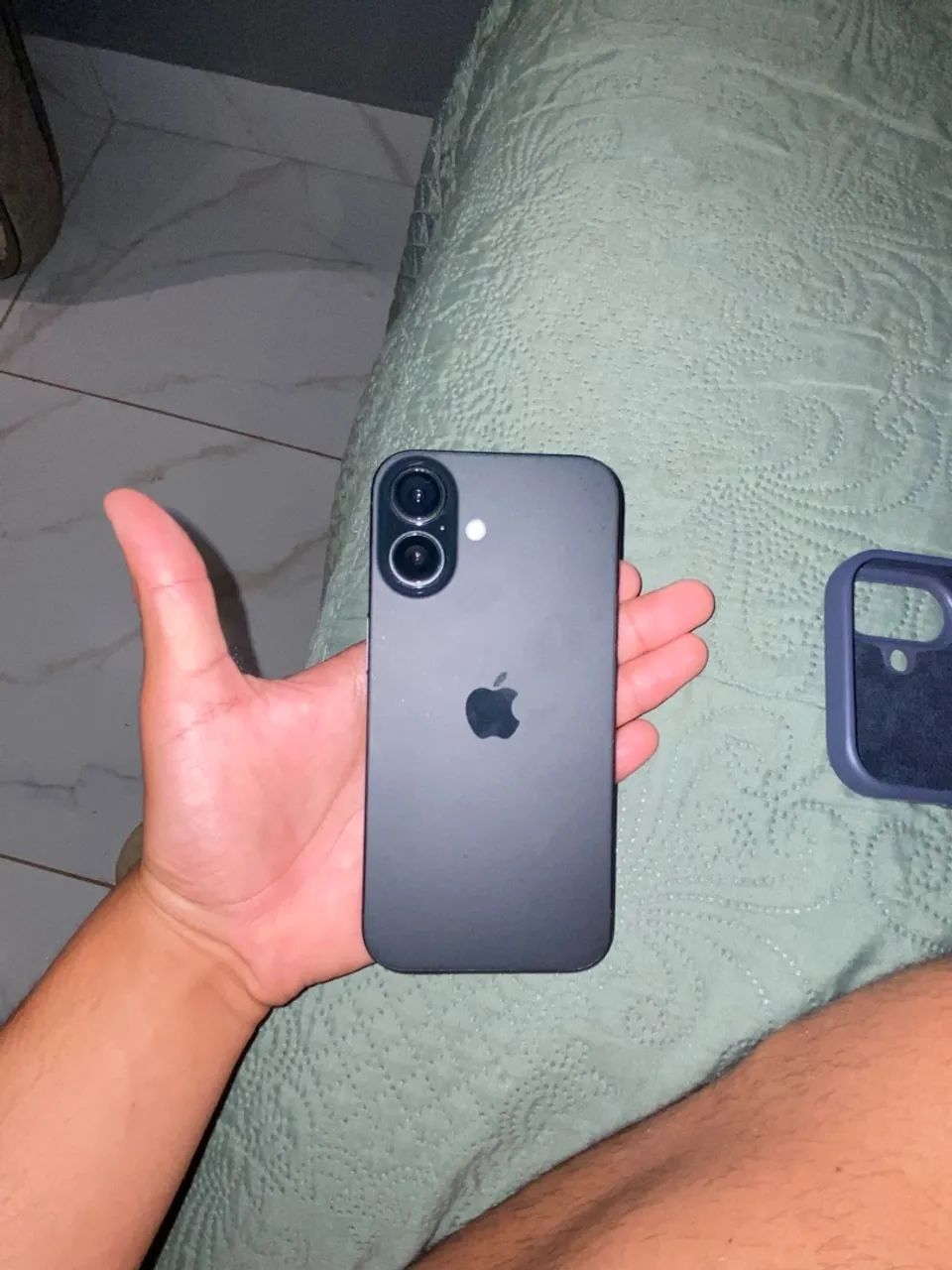 IPHONE 16 128g