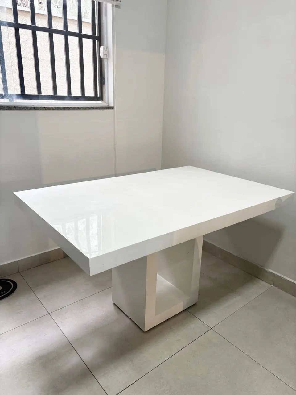Mesa de resina branca - Foto 2