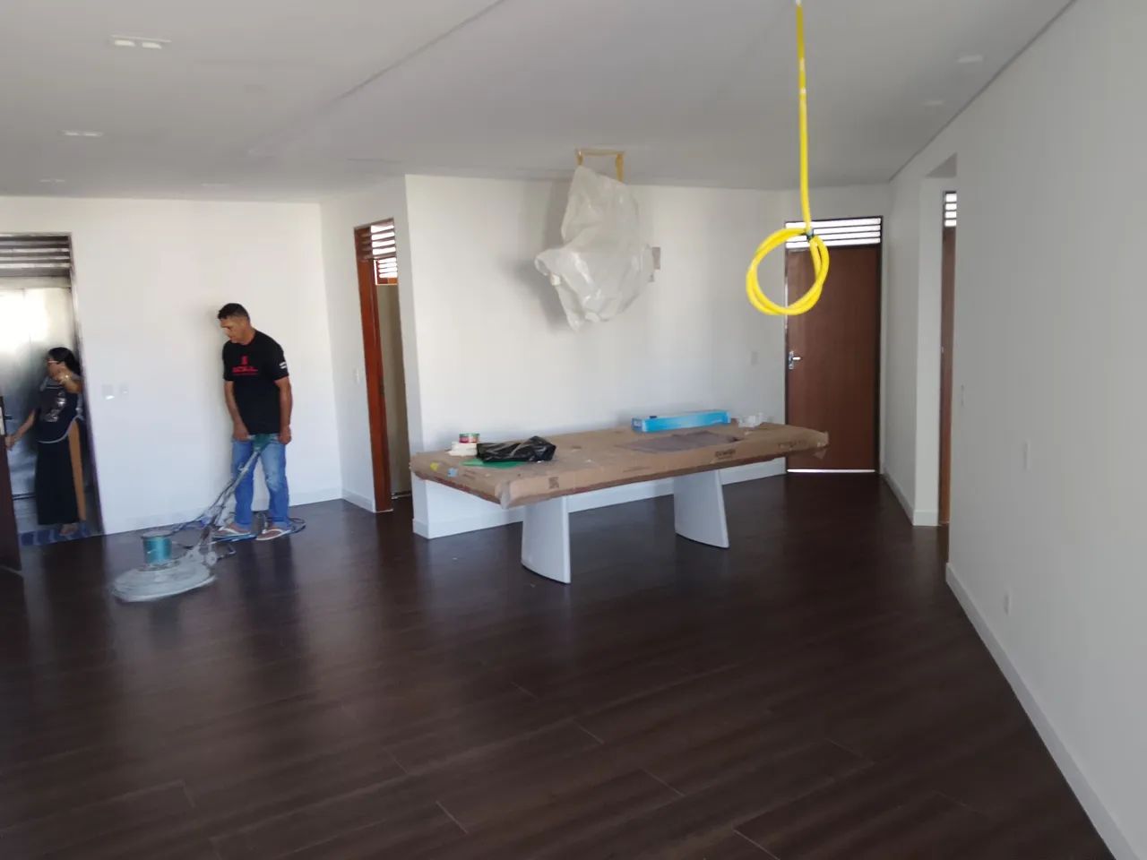 Limpeza e polimento pra piso 