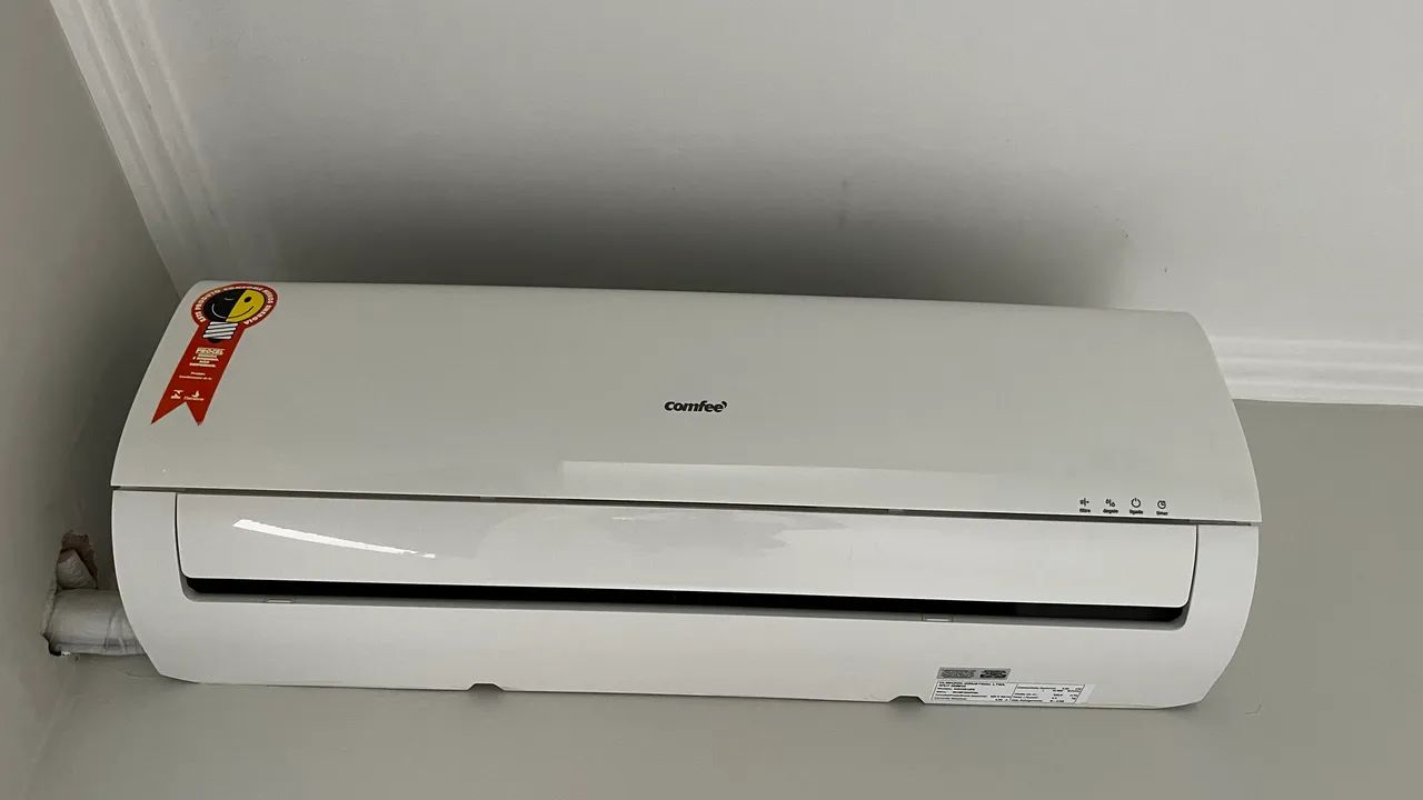 Ar Condicionado Split Hi Wall Comfee 12000 BTUs Frio 220V - Foto 2