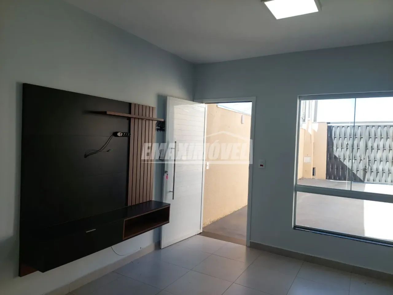 Casa térrea com 2 quartos para alugar no Jardim Josane em Sorocaba/SP - Foto 3