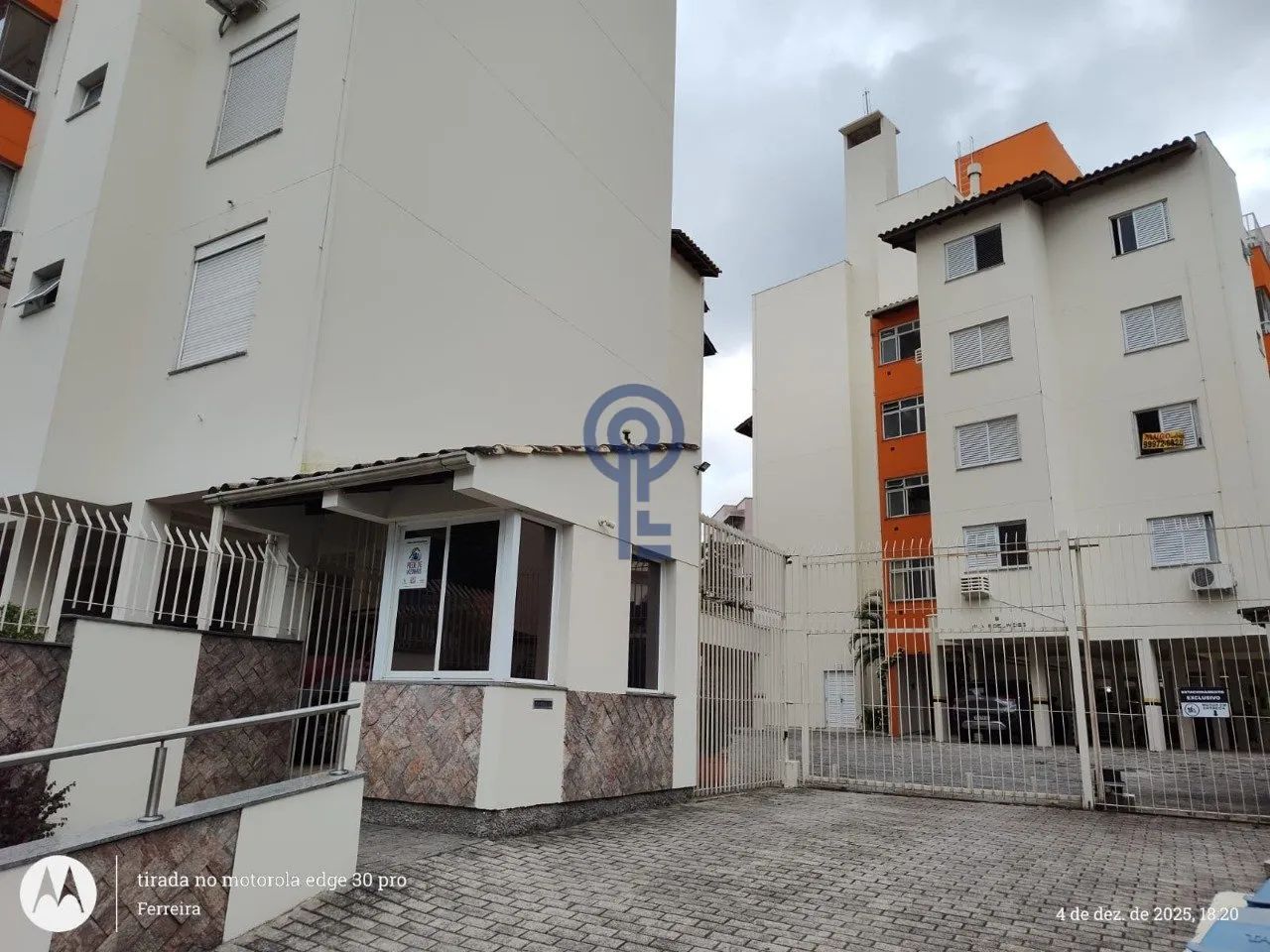 Apartamento 3 Quartos (1 Suíte) com Sacada e Piscina - próximo à UFSC - Foto 3