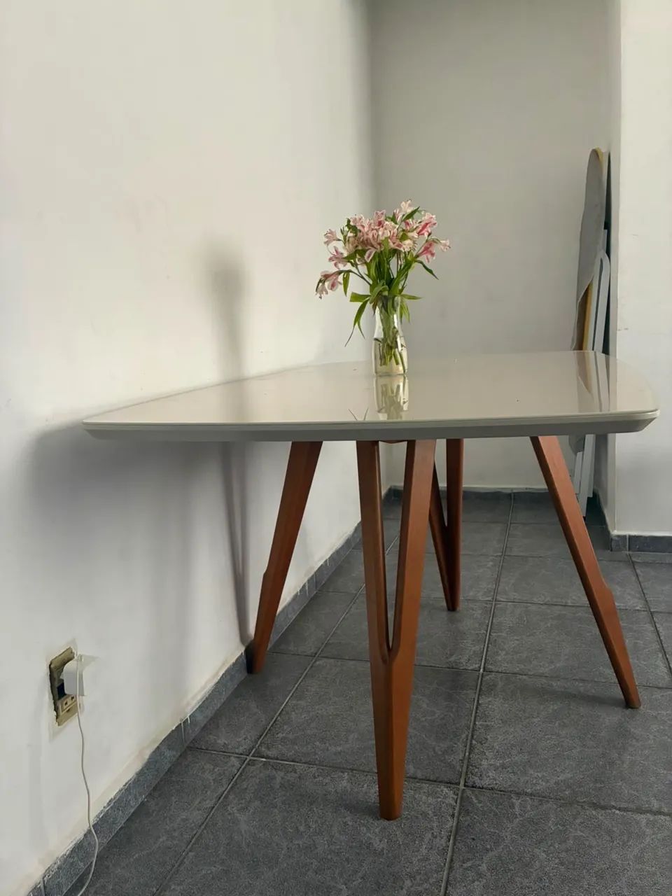 Mesa de Jantar - Excelente Estado (1,42m x 0,90m) - Foto 3