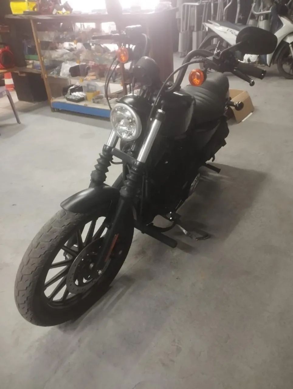 Harley Davidson XL Iron 883 - Foto 5