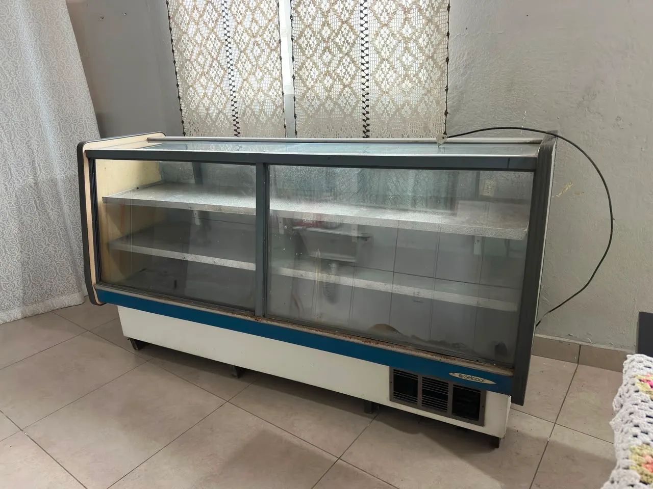 Balcão refrigerado 2 metros
