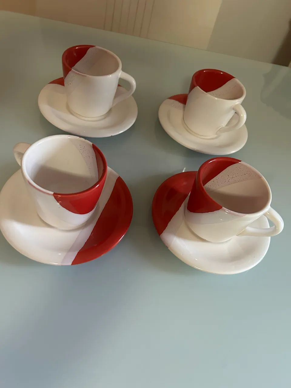 4 xícaras com pires  - Foto 5