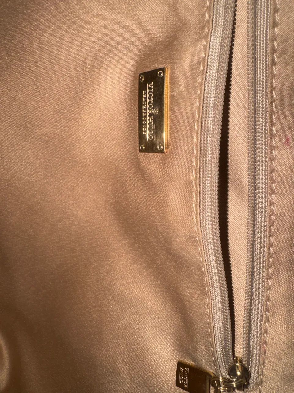 Bolsa Vítor Hugo  - Foto 2