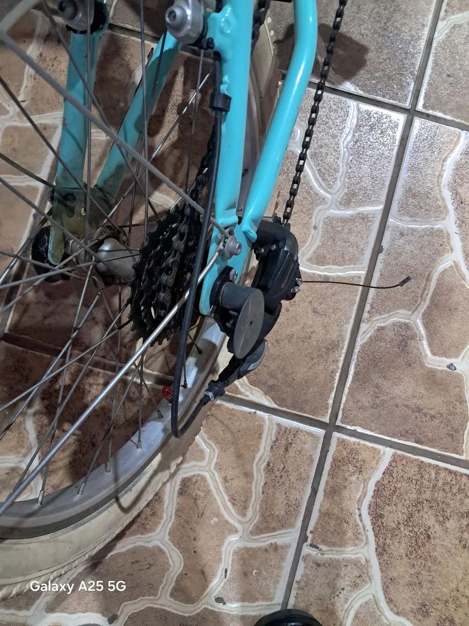 Bicicleta semi nova  - Foto 4