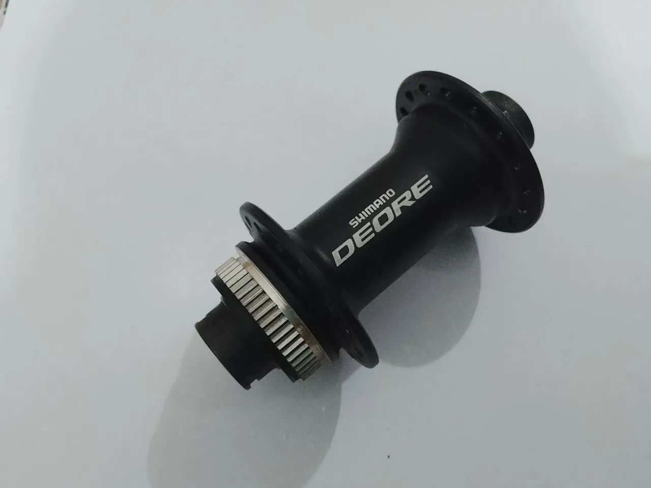 Cubo dianteiro Shimano deore passante - Foto 2