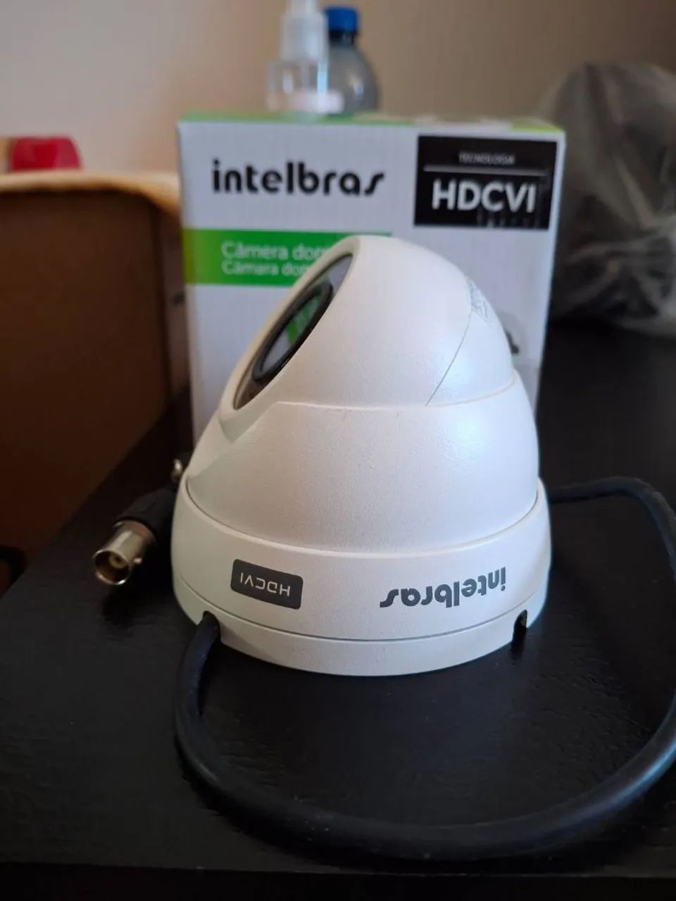 Kit de 4 câmeras Intelbras Full HD + fonte de alimentação + microfone profissional - Foto 4