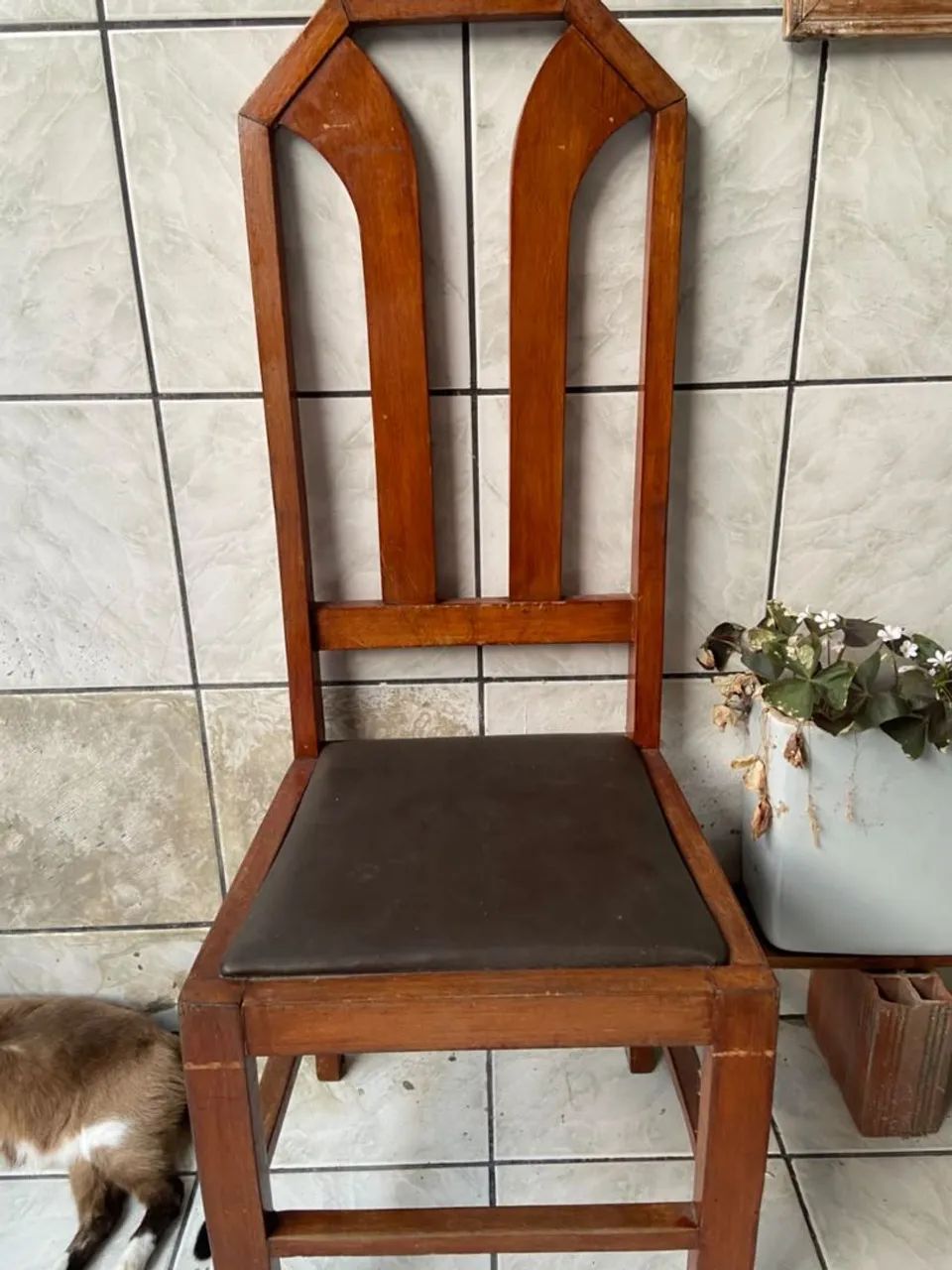 4 Cadeiras de madeira - Foto 2
